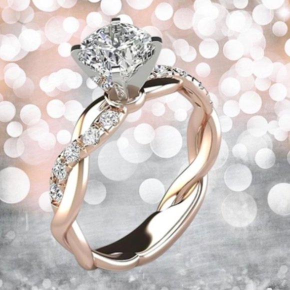 Jewelry - Stunning Rose Gold Engagement Solitare Wedding Ring
